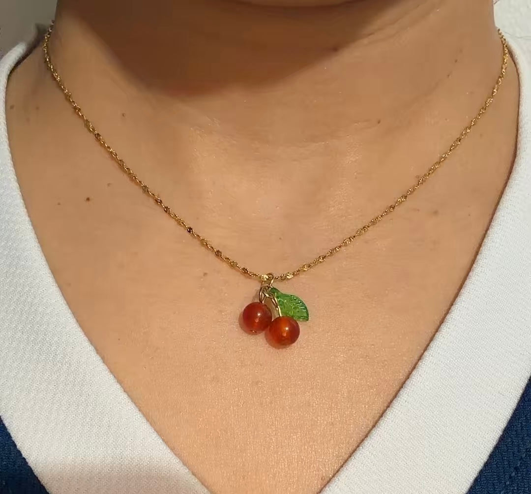 Cadena Cherry