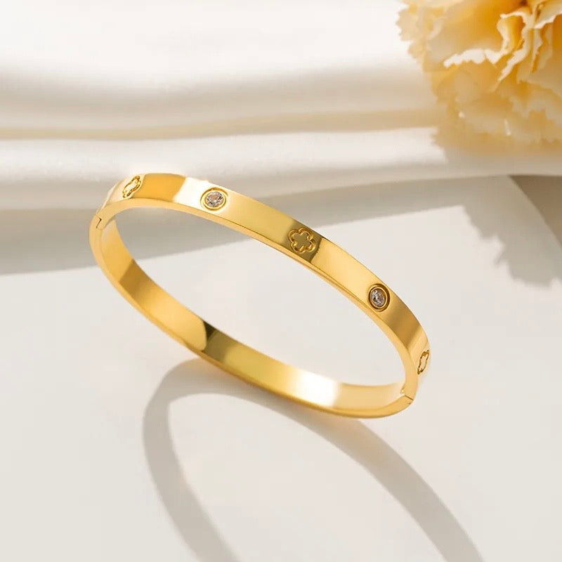 Brazalete Trébol